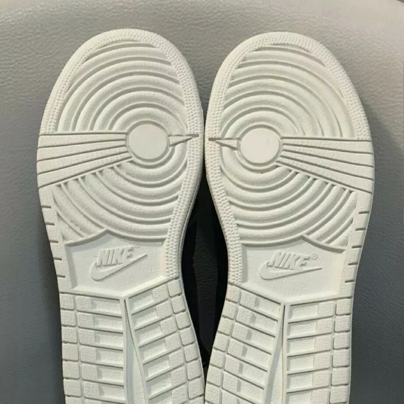 Jordan 1 Rebel - Picture 3 of 5